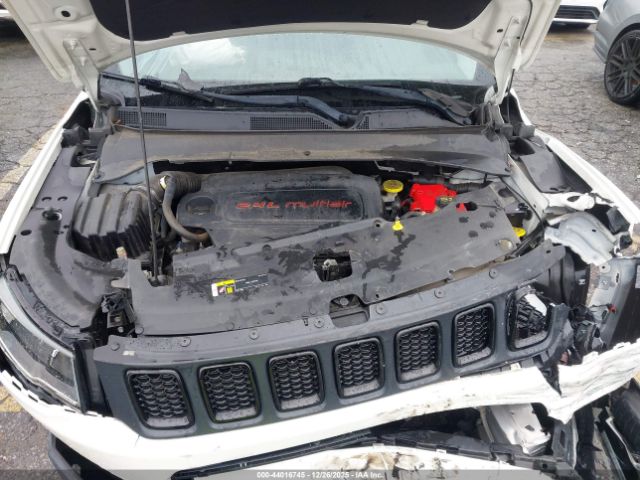 2019 JEEP COMPASS 3C4NJCBB0KT613972 Photo 9
