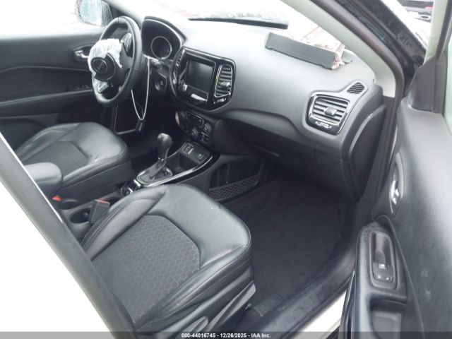 2019 JEEP COMPASS 3C4NJCBB0KT613972 Photo 4