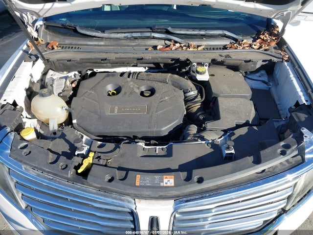 5LMCJ2C95HUL69367 Lincoln MKC SELECT
