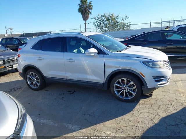 5LMCJ2C95HUL69367 Lincoln MKC SELECT