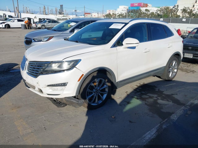 5LMCJ2C95HUL69367 Lincoln MKC SELECT