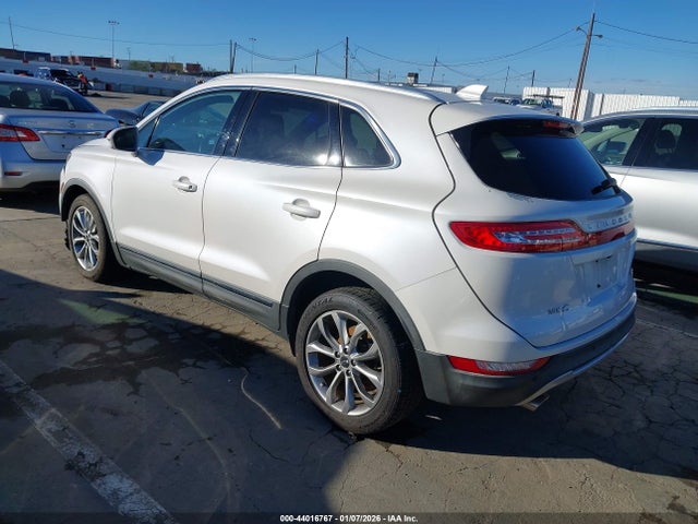 5LMCJ2C95HUL69367 Lincoln MKC SELECT