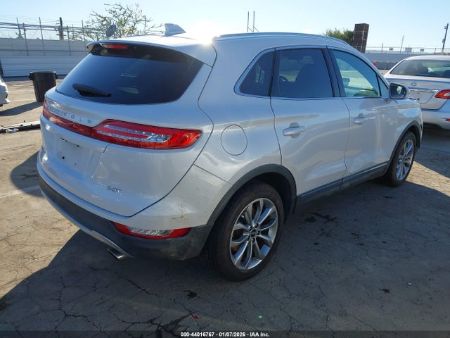 5LMCJ2C95HUL69367 Lincoln MKC SELECT