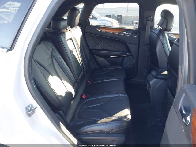 5LMCJ2C95HUL69367 Lincoln MKC SELECT