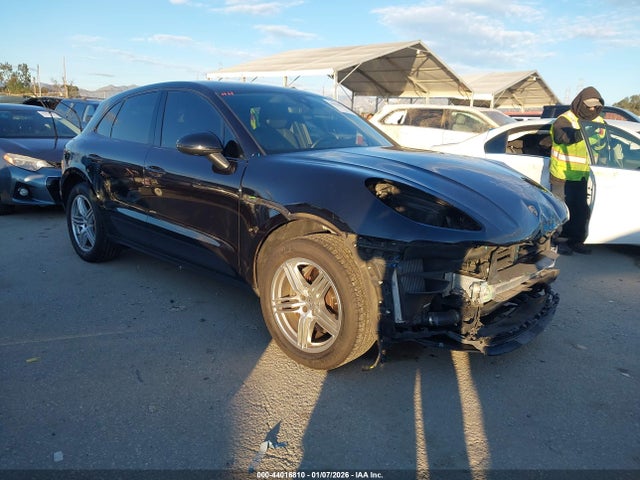 2020 PORSCHE MACAN WP1AB2A58LLB30453 Photo 0