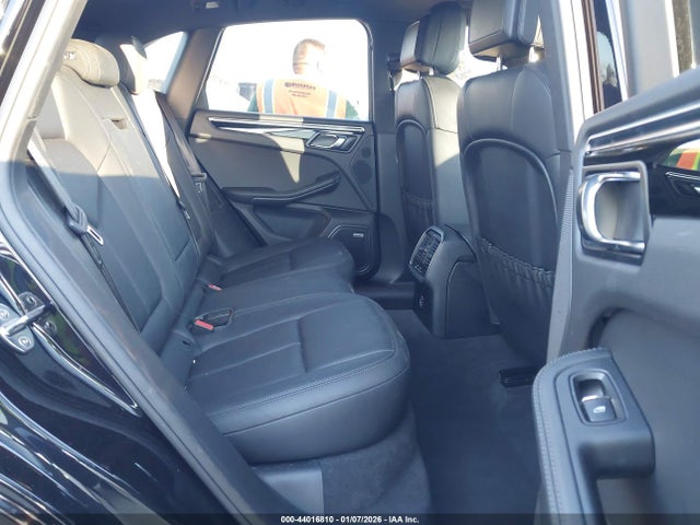 2020 PORSCHE MACAN WP1AB2A58LLB30453 Photo 7