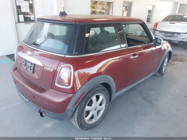2009 MINI COOPER WMWMF335X9TW75646 Photo 3