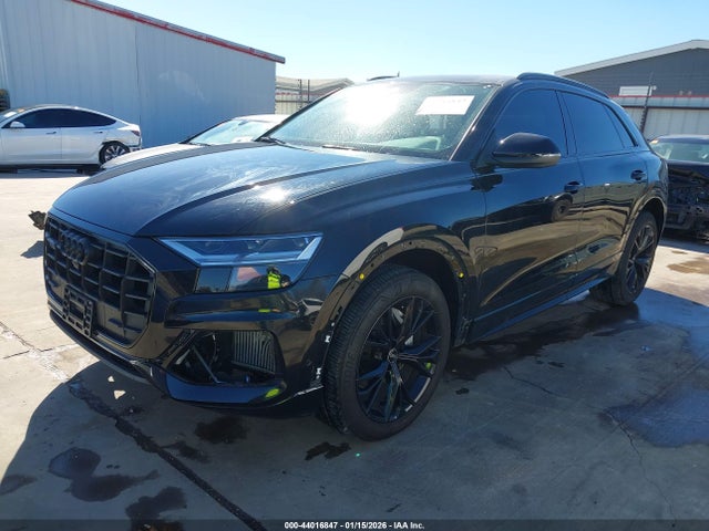 2021 AUDI Q8 WA1AVAF11MD007480 Photo 1