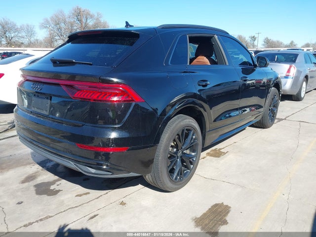 2021 AUDI Q8 WA1AVAF11MD007480 Photo 3