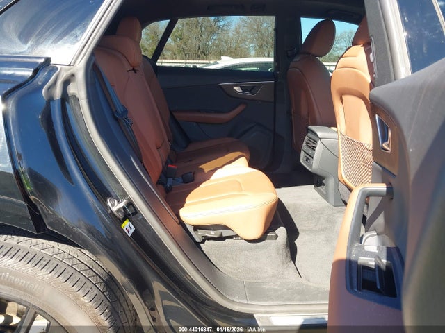 2021 AUDI Q8 WA1AVAF11MD007480 Photo 7
