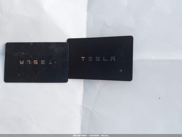 2025 TESLA MODEL Y 7SAYGDED2SF300017 Photo 10