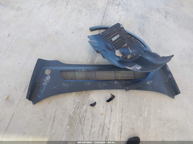 7SAYGDED2SF300017 Tesla Model Y Long Range Dual Motor Rear-wheel Drive