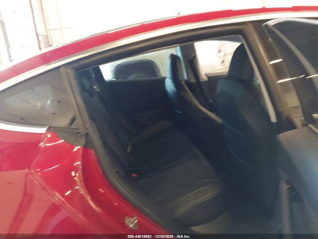44016862 :رقم المزاد ، 5YJ3E1EA5JF057495 vin ، 2018 Tesla Model 3 Long Range/mid Range مزاد بيع