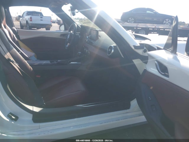 2018 MAZDA MX-5 MIATA RF JM1NDAM77J0202925 Photo 4