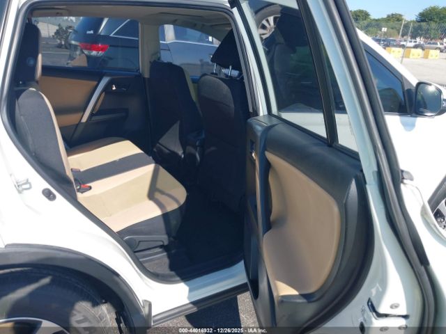 2018 TOYOTA RAV4 JTMRFREV9JJ256826 Photo 7