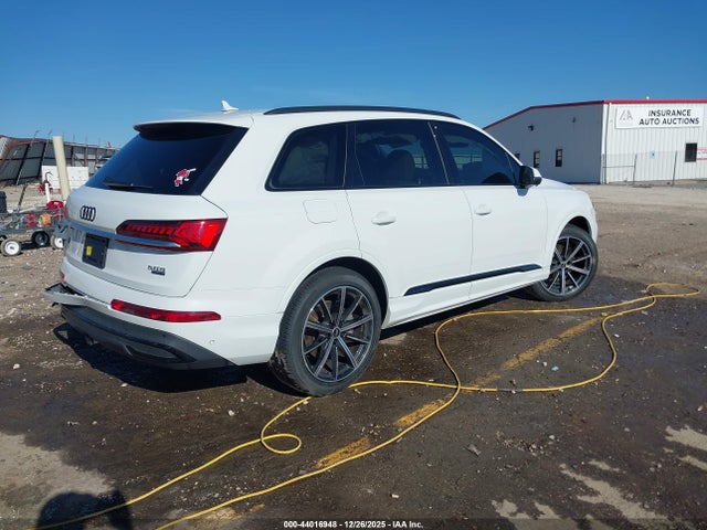 2021 AUDI Q7 WA1LXAF7XMD039643 Photo 3