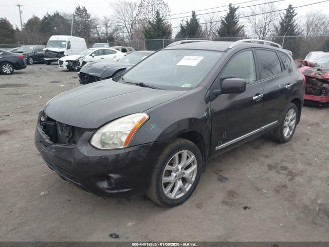 44016985 :رقم المزاد ، JN8AS5MVXDW131557 vin ، 2013 Nissan Rogue Sv W/sl Pkg مزاد بيع