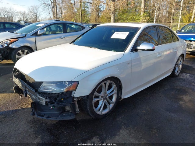2012 AUDI S4 WAUBGAFL9CA061533 Photo 1