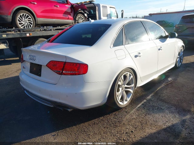 2012 AUDI S4 WAUBGAFL9CA061533 Photo 3