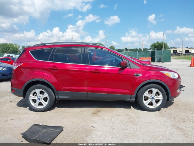 1FMCU0GXXGUA98053 Ford ESCAPE SE