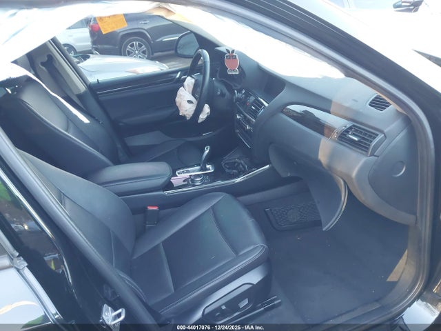 2015 BMW X3 5UXWX9C57F0D46302 Photo 4