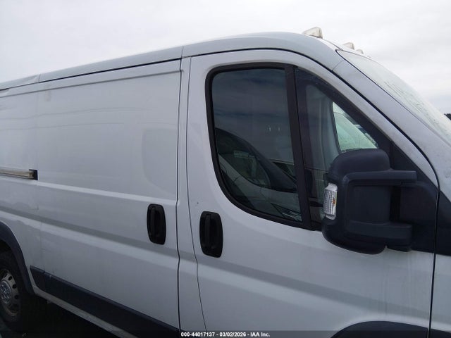 44017137 :رقم المزاد ، 3C6TRVAG7HE536580 vin ، 2017 Ram Promaster 1500 Low Roof 136 Wb مزاد بيع