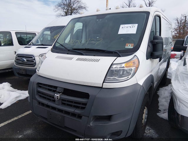 44017137 :رقم المزاد ، 3C6TRVAG7HE536580 vin ، 2017 Ram Promaster 1500 Low Roof 136 Wb مزاد بيع