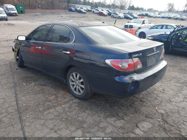 2002 LEXUS ES 300 JTHBF30G620036962 Photo 2