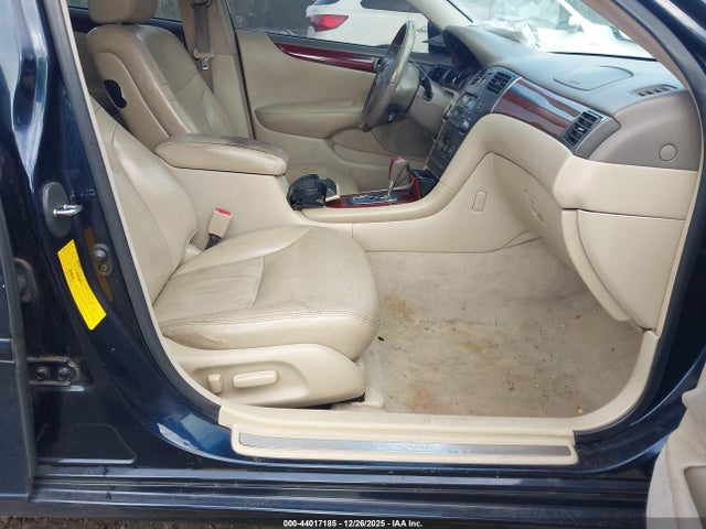 2002 LEXUS ES 300 JTHBF30G620036962 Photo 4