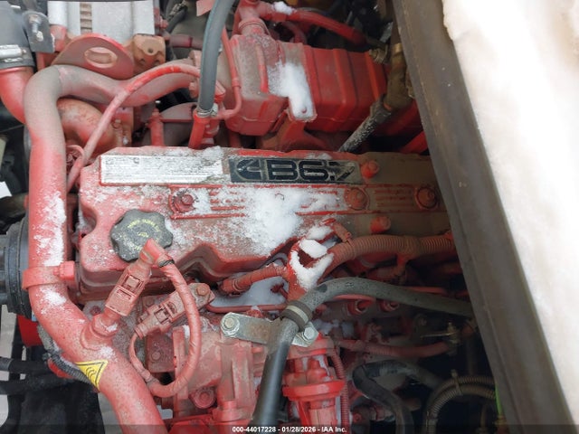 44017228 :رقم المزاد ، 4UZABRFC0RCUL0395 vin ، 2024 Freightliner Chassis B2b مزاد بيع