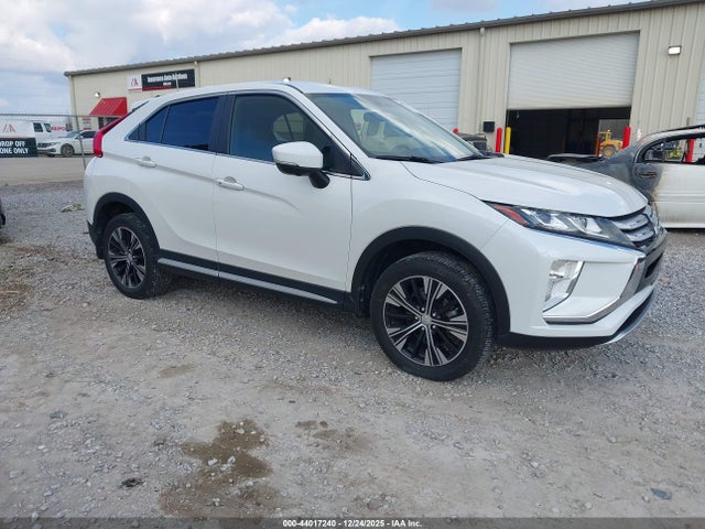 2018 MITSUBISHI ECLIPSE CROSS JA4AT5AA7JZ043774 Photo 0