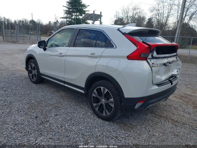 2018 MITSUBISHI ECLIPSE CROSS JA4AT5AA7JZ043774 Photo 2