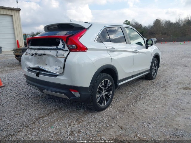 2018 MITSUBISHI ECLIPSE CROSS JA4AT5AA7JZ043774 Photo 3
