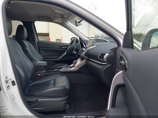 2018 MITSUBISHI ECLIPSE CROSS JA4AT5AA7JZ043774 Photo 4