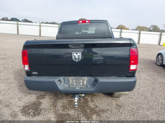 Продаж на аукціоні авто 2020 Ram 1500 Classic Tradesman  4x2 6'4 Box, vin: 1C6RR6FG9LS116527, номер лоту: 44017334
