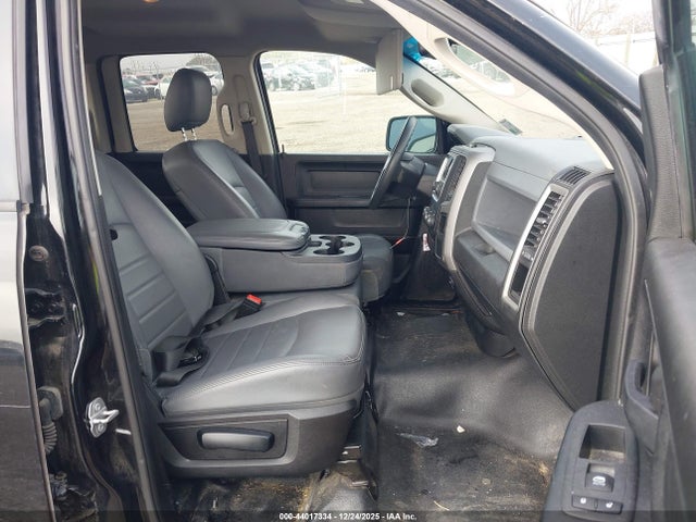 Продаж на аукціоні авто 2020 Ram 1500 Classic Tradesman  4x2 6'4 Box, vin: 1C6RR6FG9LS116527, номер лоту: 44017334