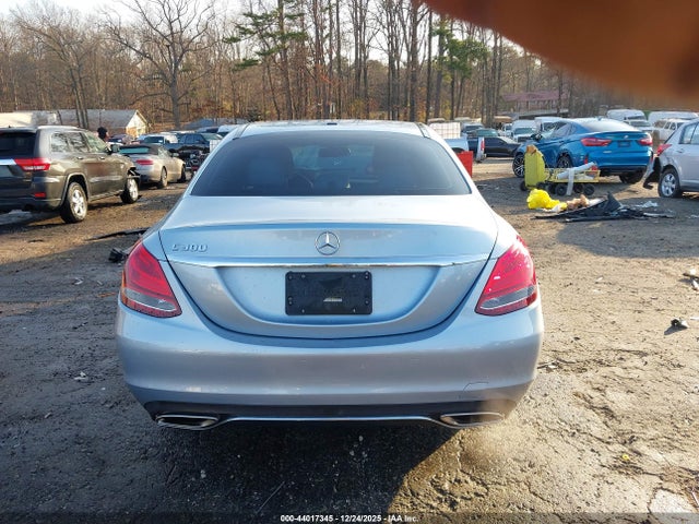 44017345 :رقم المزاد ، 55SWF4JB2JU251815 vin ، 2018 Mercedes-benz C 300 مزاد بيع