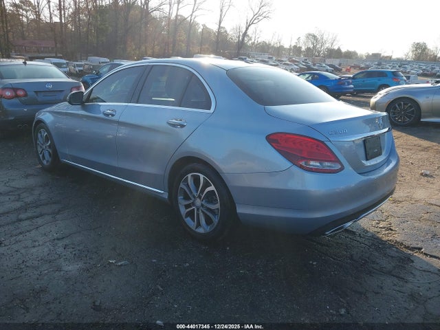 2018 MERCEDES-BENZ C 300 55SWF4JB2JU251815 Photo 2
