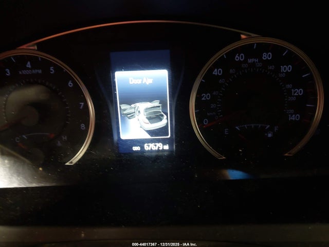 4T1BF1FK1GU216055 Toyota CAMRY SE