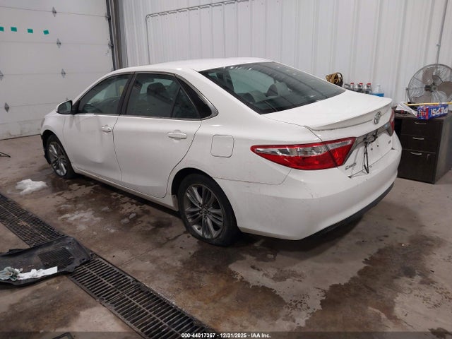 4T1BF1FK1GU216055 Toyota CAMRY SE