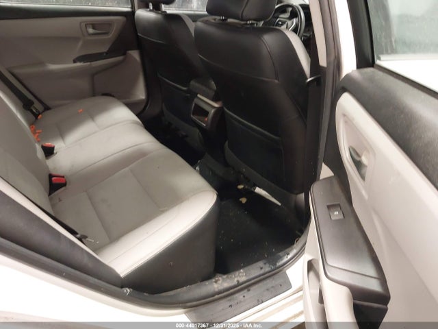 4T1BF1FK1GU216055 Toyota CAMRY SE