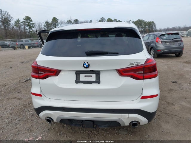 5UXTR9C5XJLC73589 BMW X3 Xdrive30i