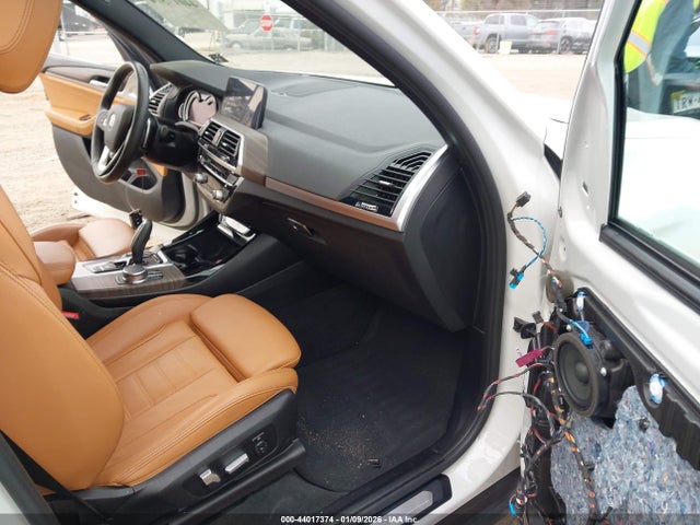 5UXTR9C5XJLC73589 BMW X3 Xdrive30i