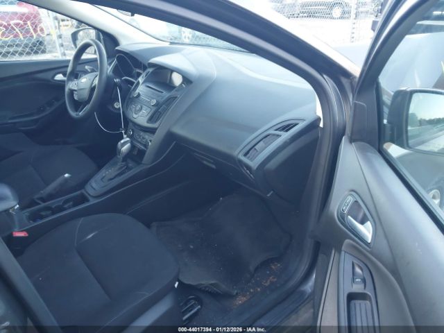2015 FORD FOCUS 1FADP3F29FL377950 Photo 4