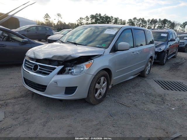 Auction sale of the 2010 Volkswagen Routan Se, vin: 2V4RW3D18AR262758, lot number: 44017427