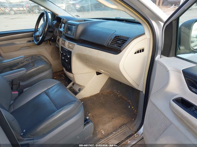 Auction sale of the 2010 Volkswagen Routan Se, vin: 2V4RW3D18AR262758, lot number: 44017427