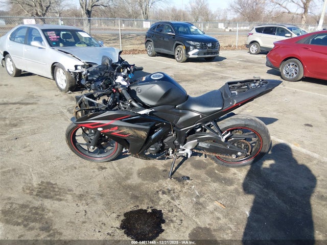 MH3RH15Y1HK002457 Yamaha Yzfr3 A