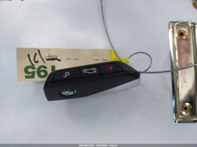 2024 BMW X1 WBX73EF02R5Y47373 Photo 10