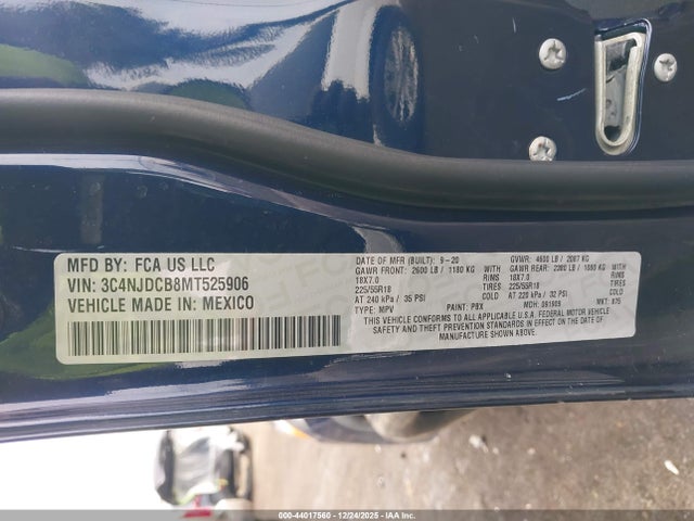 2021 JEEP COMPASS 3C4NJDCB8MT525906 Photo 8