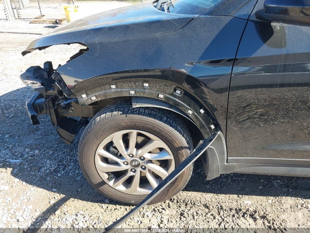 KM8J23A45JU783761 Hyundai TUCSON SE